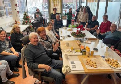 PREDBOŽIČNA DELAVNICA PRAZNIČNA PEKA PIŠKOTOV