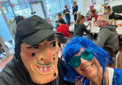 ZALJUBLJENE MIŠKE V PUSTNIH MASKAH